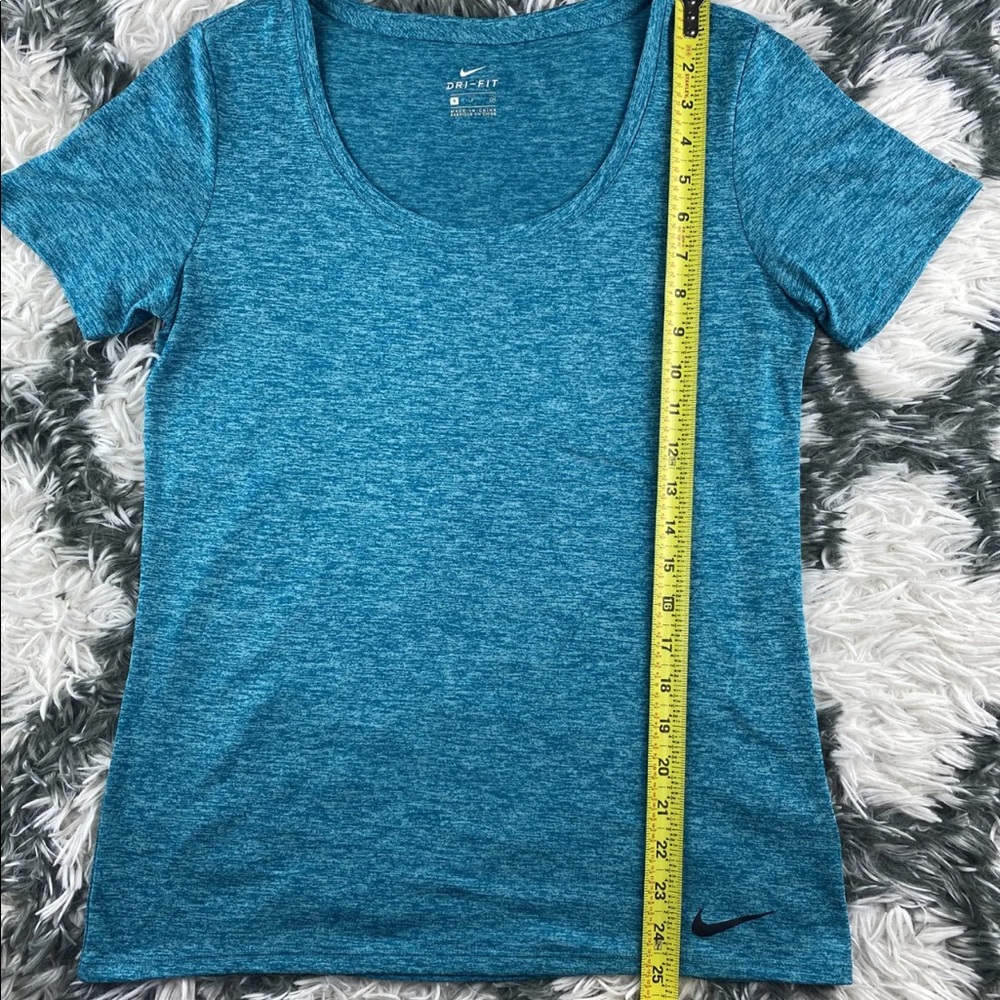Nike Women's Athletic Top Size Small Teal Short Sleeve - Picture 5 of 12